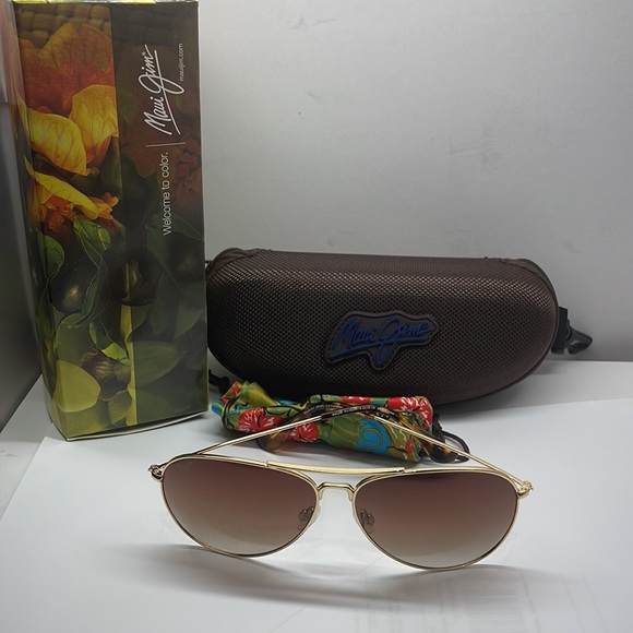 Brand New Maui Jim Polarized Aviator double bridge Gold with Gradient Brown lens - Picture 4 of 7